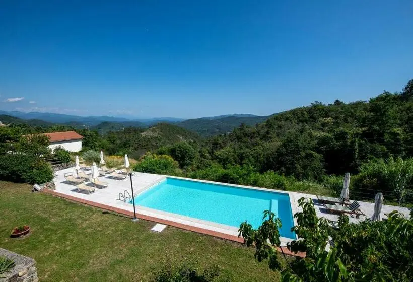 スタンダードトリプルルーム, 202 Camera Mansardata Tra Le Cinque Terre E Portofino Residence Cherry House