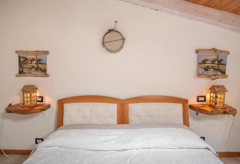 غرفة قياسية ثلاثية, 202   Camera Mansardata Tra Le Cinque Terre E Portofino   Residence Cherry House