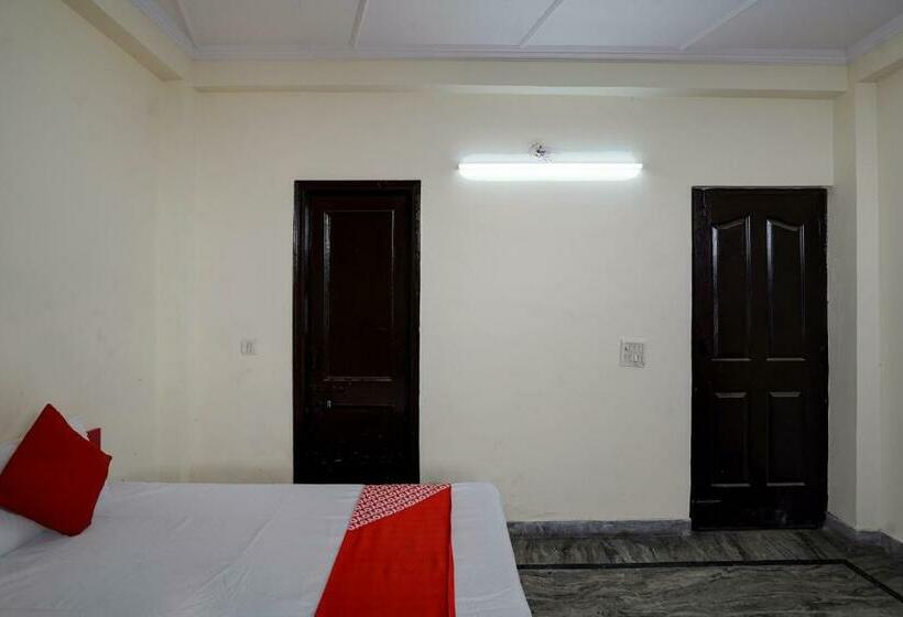 三人经典房间, Super Hotel O Sai Residency