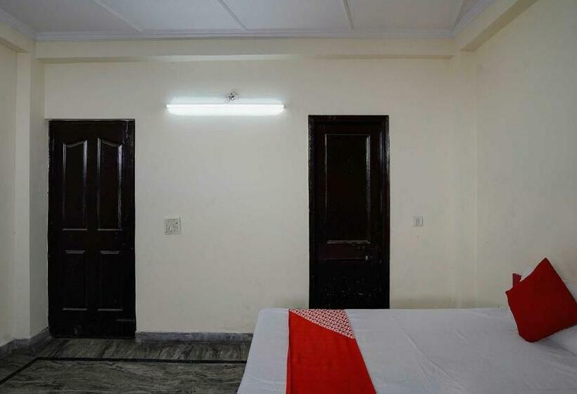 三人经典房间, Super Hotel O Sai Residency