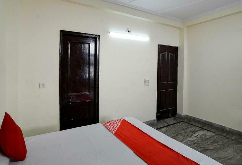 三人经典房间, Super Hotel O Sai Residency