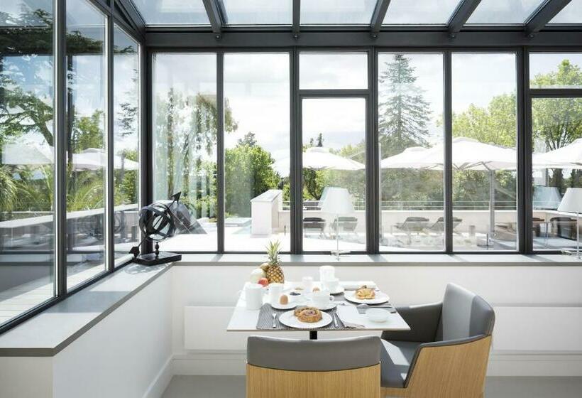 장애인을 위한 스탠다드 룸, Chateau Autignac