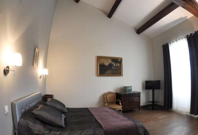 اتاق استاندارد, Domaine De Saint Obre