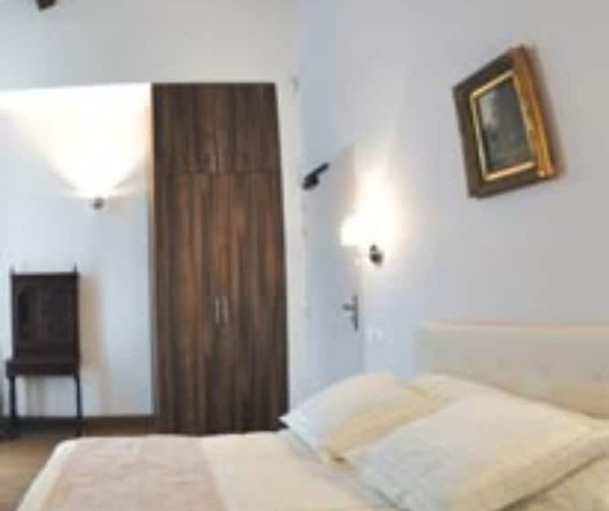 اتاق استاندارد, Domaine De Saint Obre