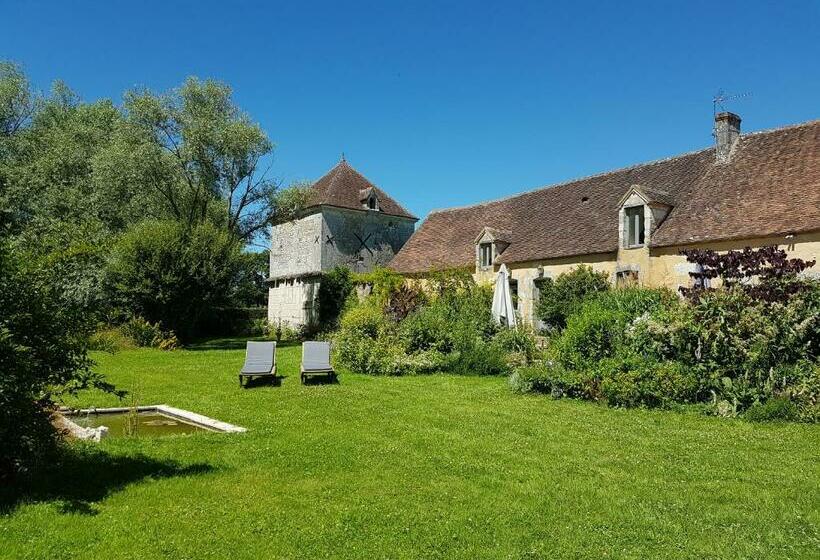 Стандартный Номер Кровать Кинг, Le Bourgis