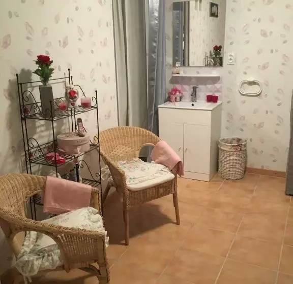 スタンダードルーム, Maison Des Vignes