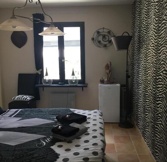 غرفة قياسية, Maison Des Vignes