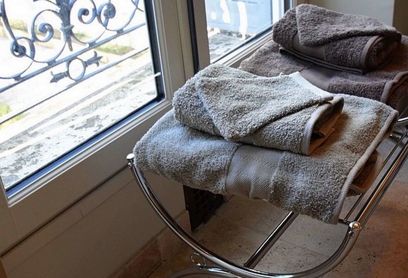 جناح ديلوكس, Particulier La Gobine