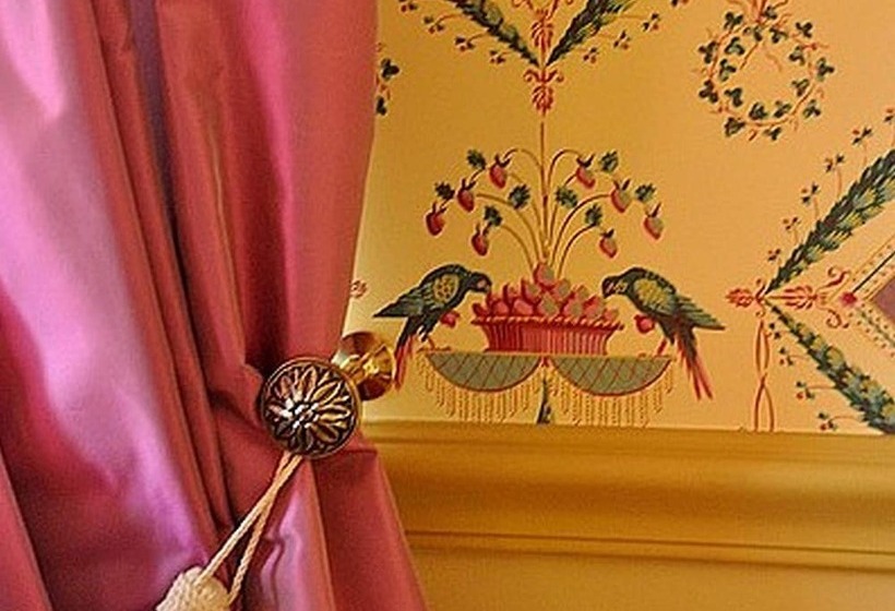 جناح ديلوكس, Particulier La Gobine