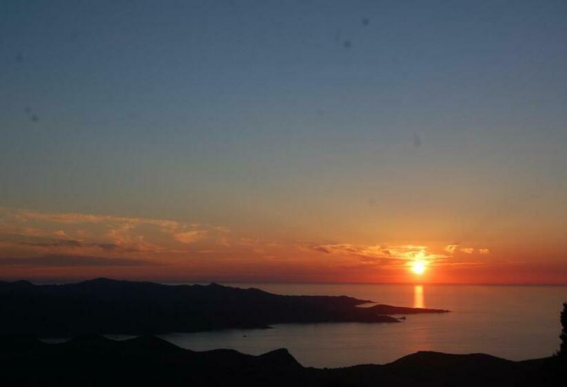 Номер Стандарт Совместная Ванная, Villa Aghjanella