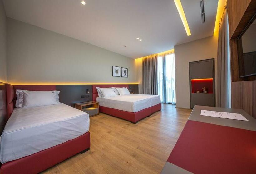 Трехместный Номер Deluxe, Fiore