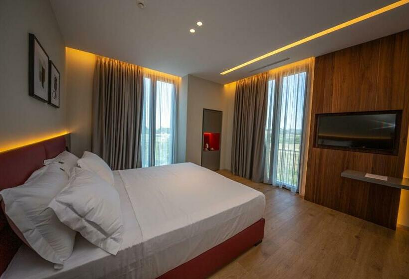 Трехместный Номер Deluxe, Fiore