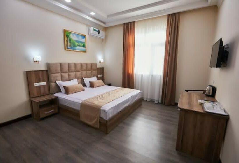 Номер Стандарт, Grand Art