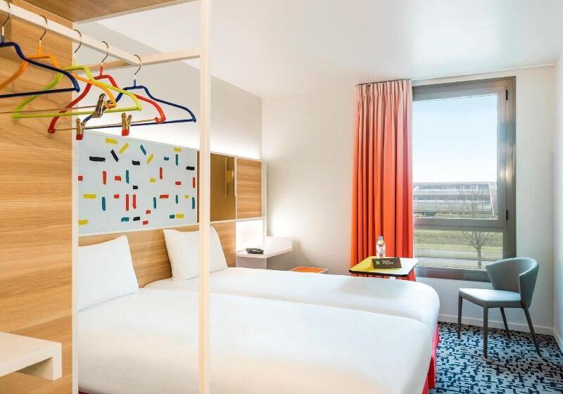 Номер Стандарт, Ibis Styles Guyancourt Versailles