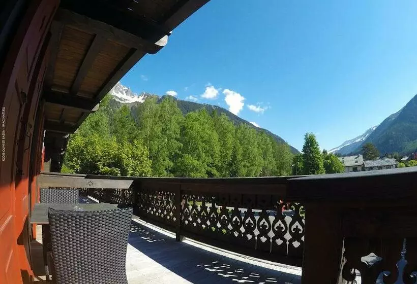 اتاق استاندارد, Le Castel