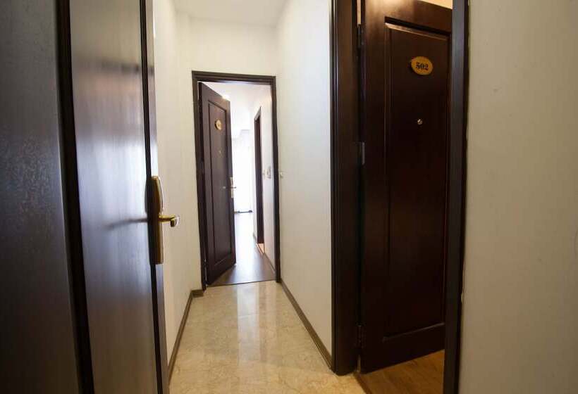 اتاق استاندارد تودرتو, Le Grand Hanoi   The Classic