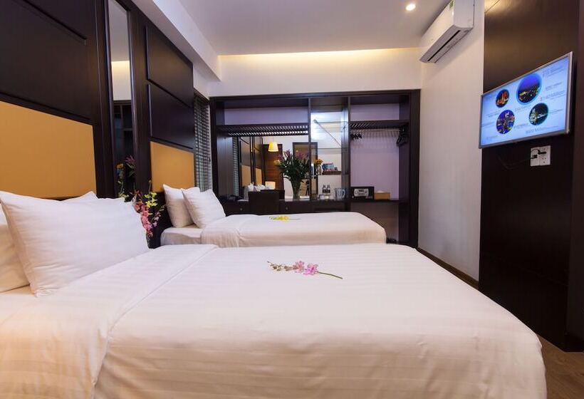 اتاق لوکس با چشم‌انداز باغ, Le Grand Hanoi   The Classic