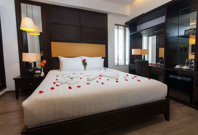 اتاق لوکس با چشم‌انداز باغ, Le Grand Hanoi   The Classic