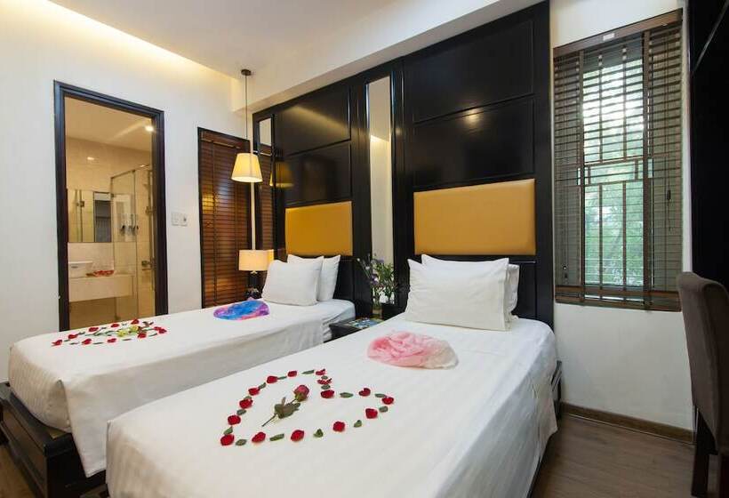 اتاق لوکس با چشم‌انداز باغ, Le Grand Hanoi   The Classic