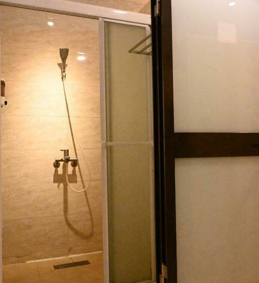 اتاق استاندارد با سرویس بهداشتی مشترک, Lütel Hotel Xpark Gloria Outlets Shin Kong Cinemas