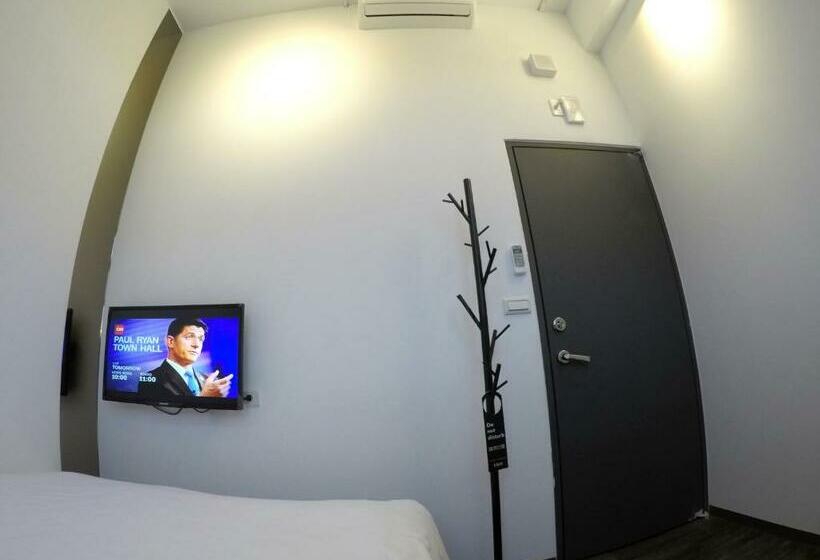 اتاق استاندارد با سرویس بهداشتی مشترک, Lütel Hotel Xpark Gloria Outlets Shin Kong Cinemas