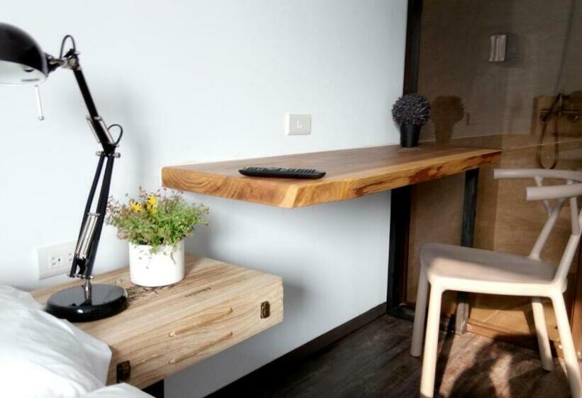 اتاق استاندارد با سرویس بهداشتی مشترک, Lütel Hotel Xpark Gloria Outlets Shin Kong Cinemas