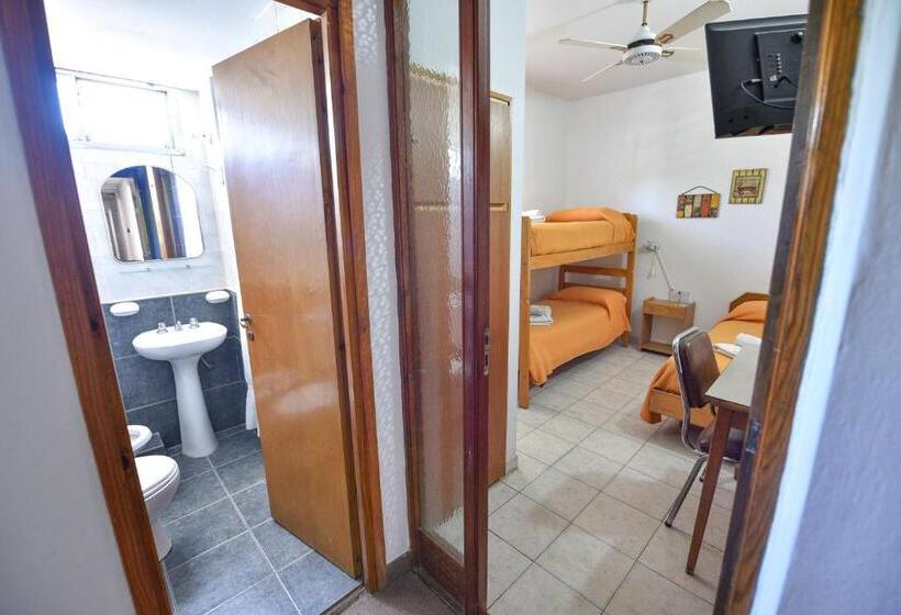 Семейный Номер, Simón