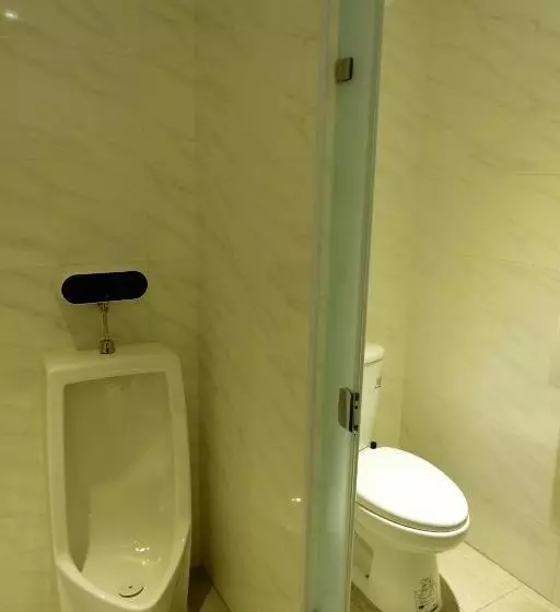 اتاق استاندارد یک تخته با سرویس بهداشتی مشترک, Lütel Hotel Xpark Gloria Outlets Shin Kong Cinemas