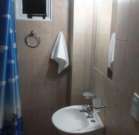 سرير فى غرفة مشتركه, Milenarios Hostel