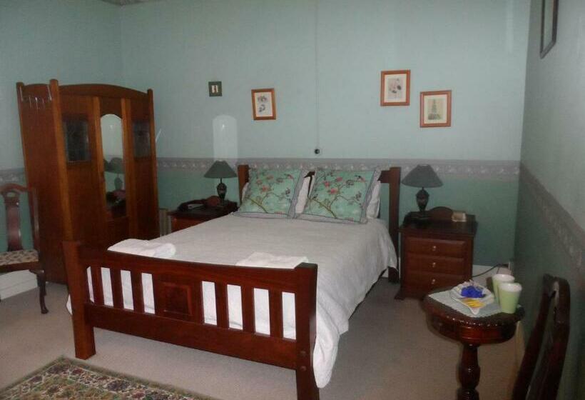 سوییت, Weelaway On Gregory