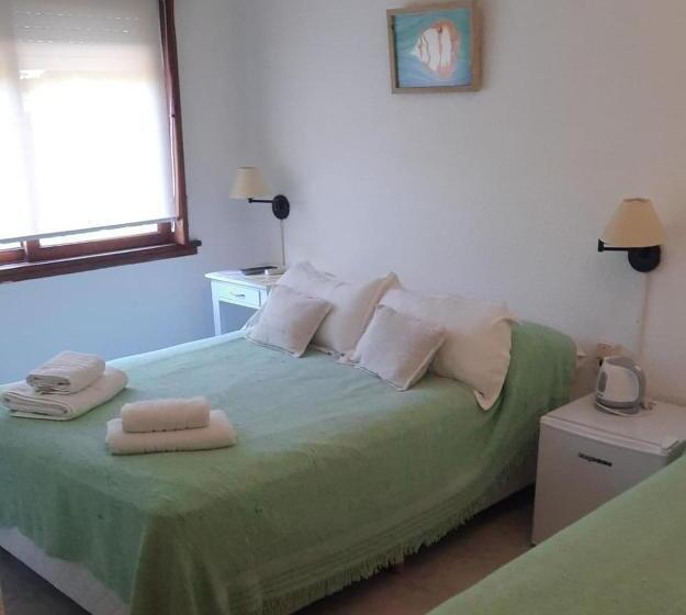 StandaardKamer, Barracuda