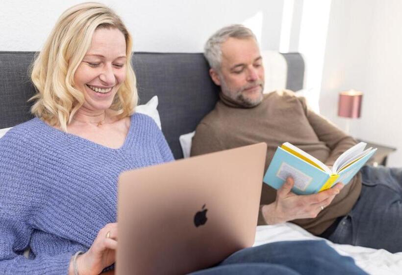 四人标准间, Ehlers