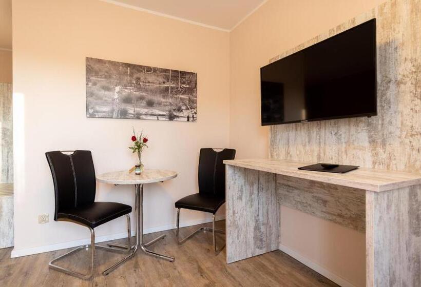 一楼标准间, Ehlers