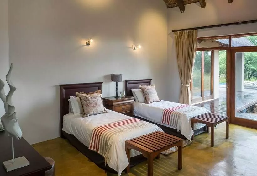 ビラ４ベッドルーム, Finfoot Lake Reserve By Dream Resorts