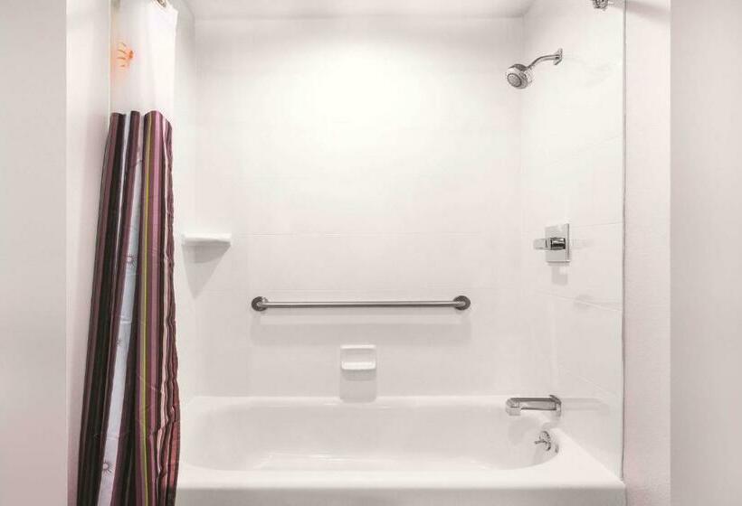 豪华套房, La Quinta By Wyndham Cleveland Tn