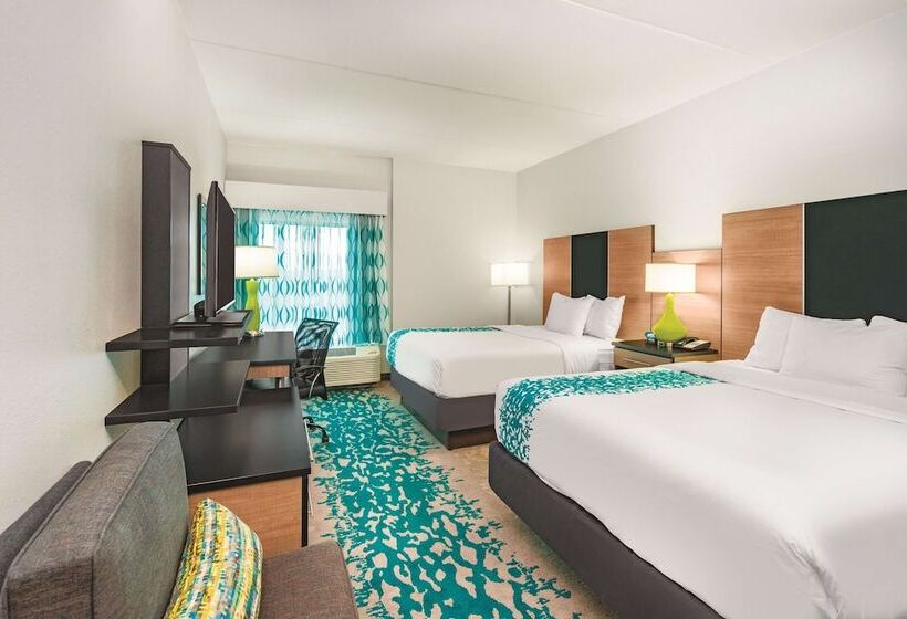 带2个双人床的标准工作室, La Quinta By Wyndham Cleveland Tn