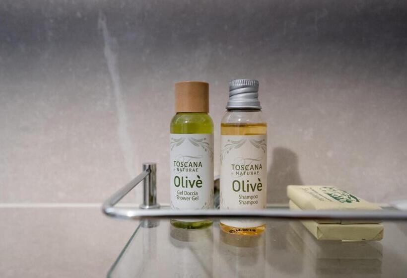 חדר סטנדרט, La Scottiglia E Ristorante