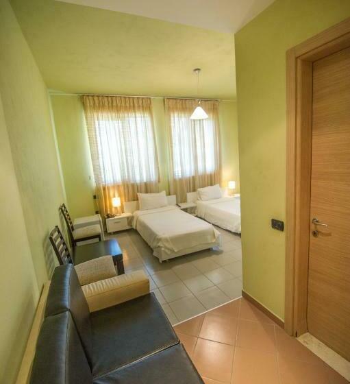 스탠다드 발코니 룸, Luani A