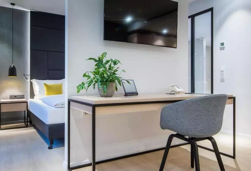 سوییت جونیور, Radisson Blu Hotel, Mannheim