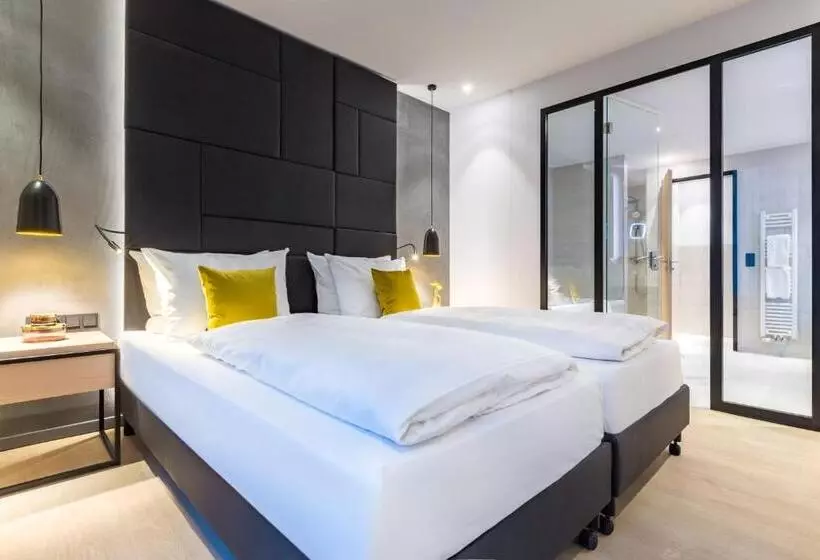 سوییت جونیور, Radisson Blu Hotel, Mannheim