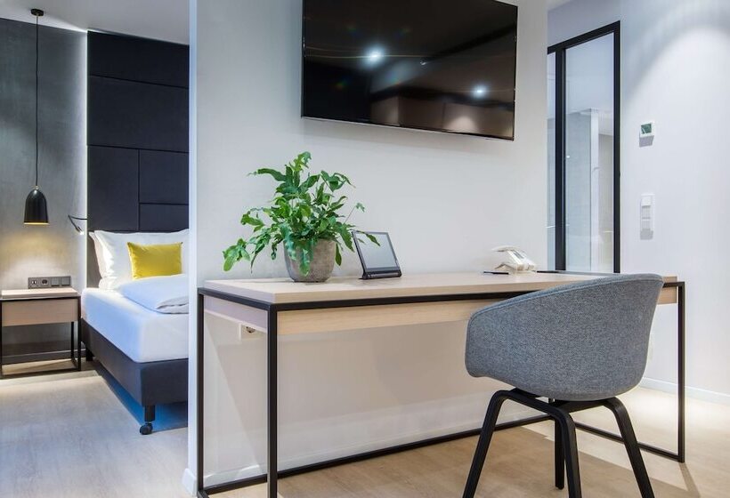 سوییت جونیور, Radisson Blu Hotel, Mannheim