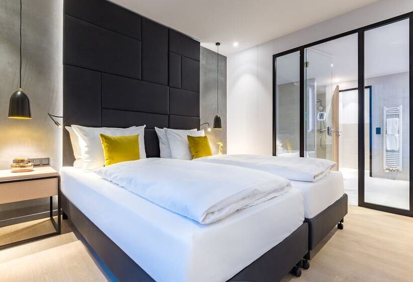 سوییت جونیور, Radisson Blu Hotel, Mannheim