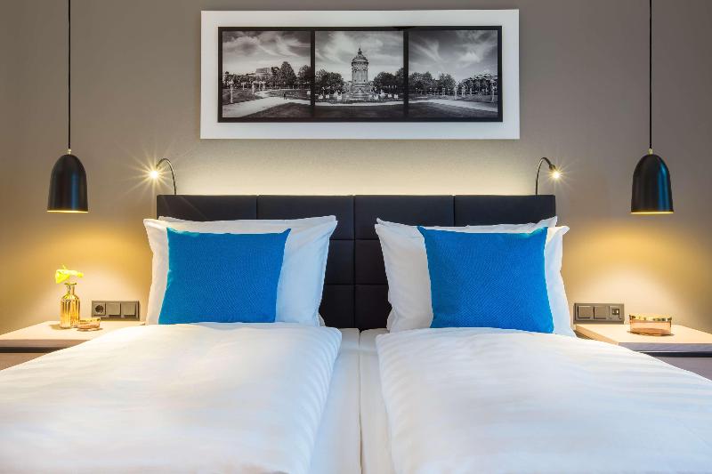 Номер Стандарт, Radisson Blu Hotel, Mannheim