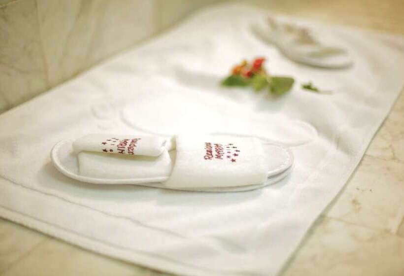 سوئیت پرزیدنت, Résidence Marina