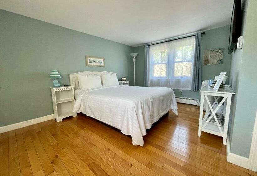 Номер Стандарт, The Escape Inn