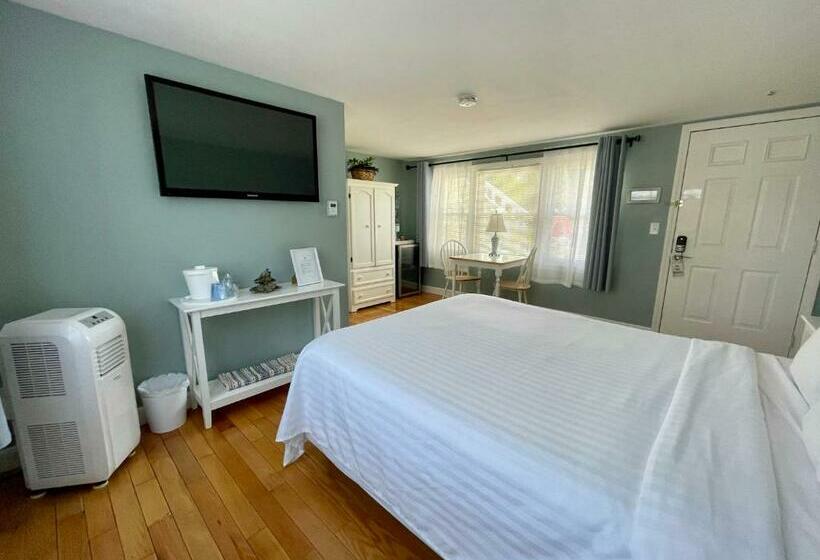 Номер Стандарт, The Escape Inn