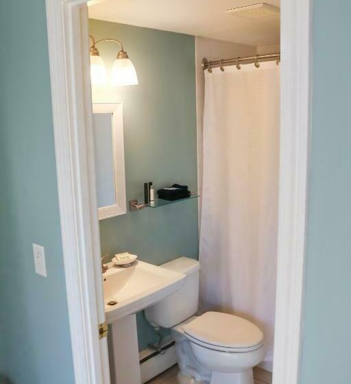 Номер Стандарт, The Escape Inn