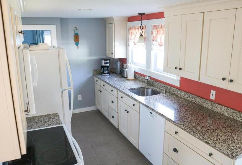 Шале 1 Спальня, The Escape Inn