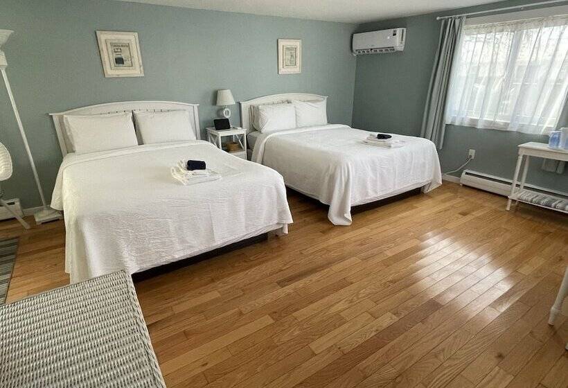 Номер Deluxe, The Escape Inn