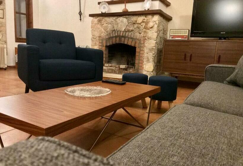 בית, 2 חדרי שינה, Komi Lofou House By Trulycyprus